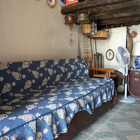 House In Skyros With An Amazing Sea View Villa Luaran gambar